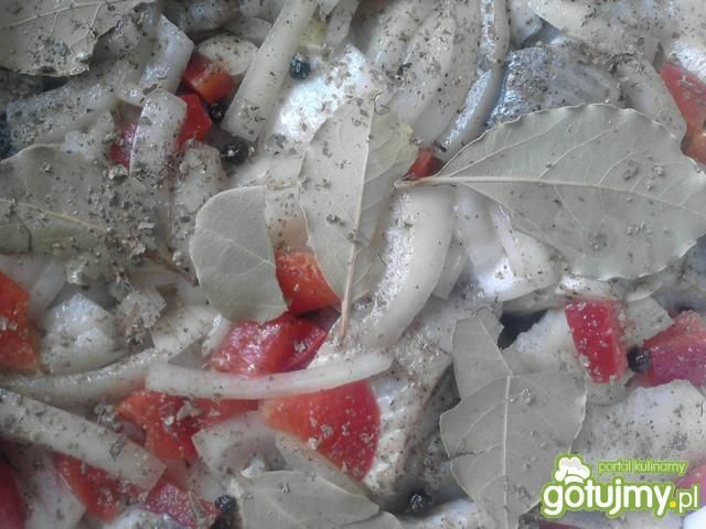 Śledzie z cebulką Śledzie z cebulką