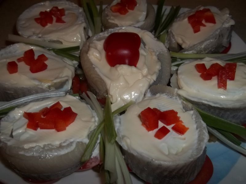 Śledzie z jajkiem i majonezem