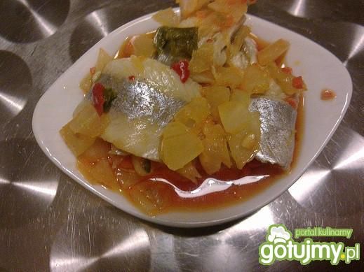 śledzie z papryczką