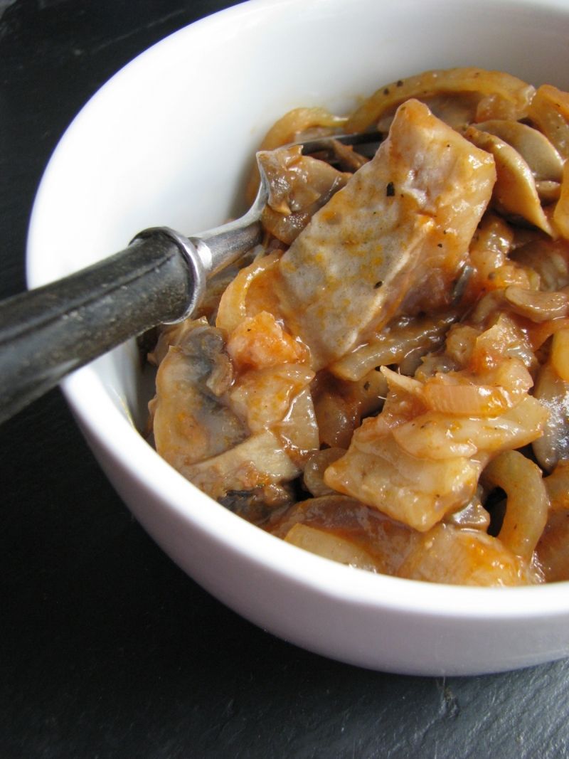 Śledzie z pieczarkami