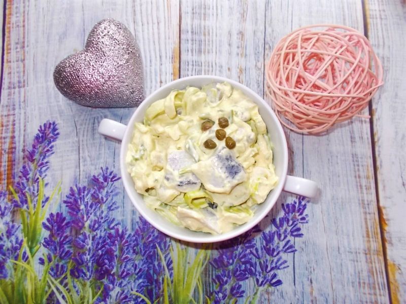 Śledzie z porem w sosie curry