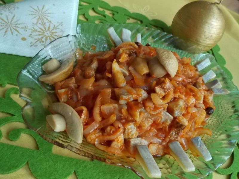 Śledzie z prawdziwkami