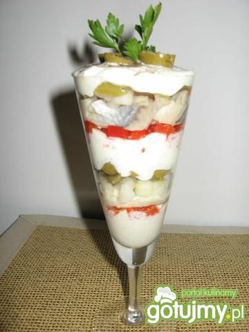 Śledziowa galaretka przekładana