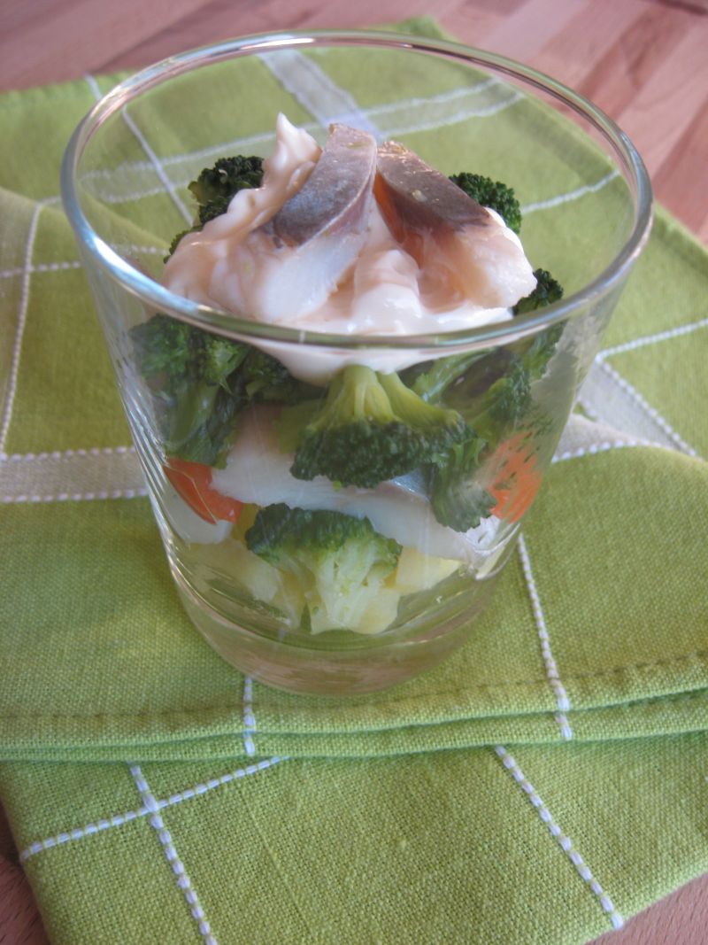 Śledziowa sałatka z warzywami Śledziowa sałatka z warzywami