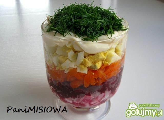 Śledziowe pucharki sałatkowe