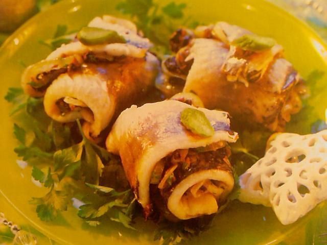 Śledziowe roladki z farszem grzybowym