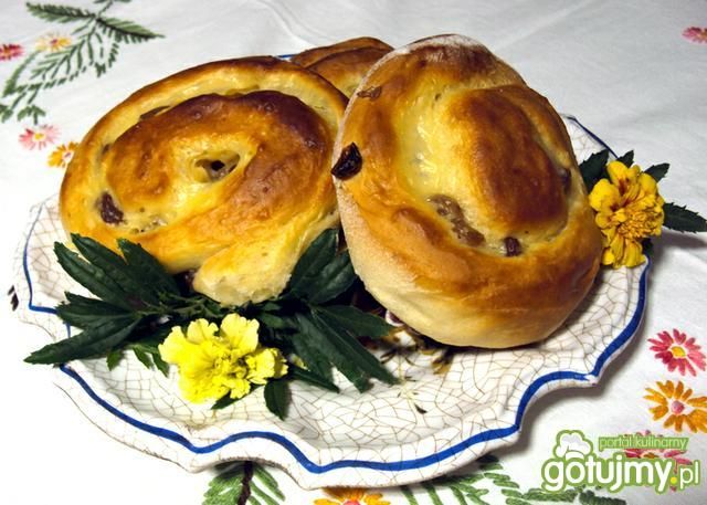 Śłimaczki drożdżowe z budyniem Śłimaczki drożdżowe z budyniem