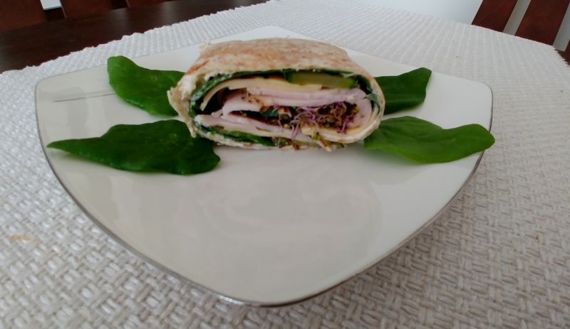 Ślimaczki z tortilli z cukinią i szpinakiem