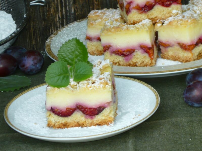 Ciasto śliwkowe z budyniem i kruszonką Ciasto śliwkowe z budyniem i kruszonką