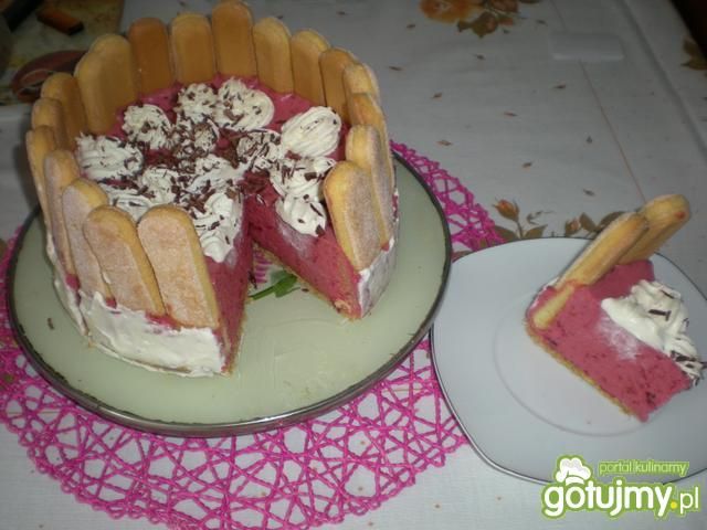 Śliwkowy torcik bez pieczenia.