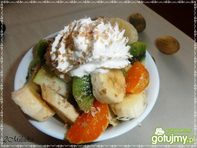 Słodka sałatka na podwieczorek