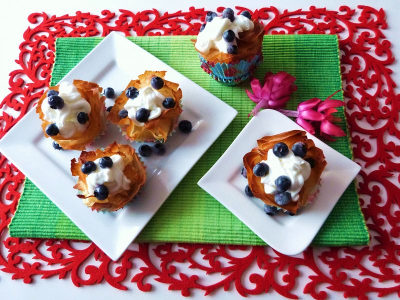 Słodkie babeczki z ciasta filo Słodkie babeczki z ciasta filo