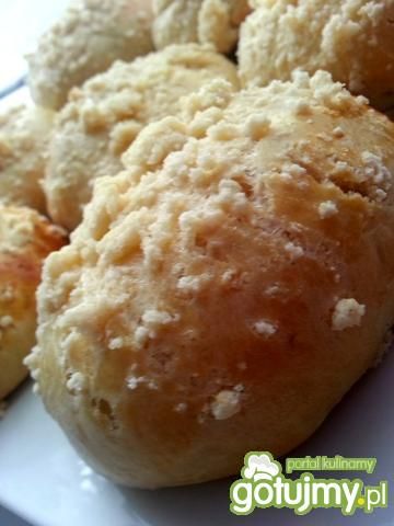 Słodkie bułki z kruszonką