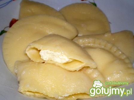 Słodkie pierogi z serem Słodkie pierogi z serem