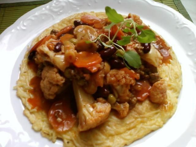 Słodko kwaśne danie na 'talerzykach' Słodko kwaśne danie na 'talerzykach'