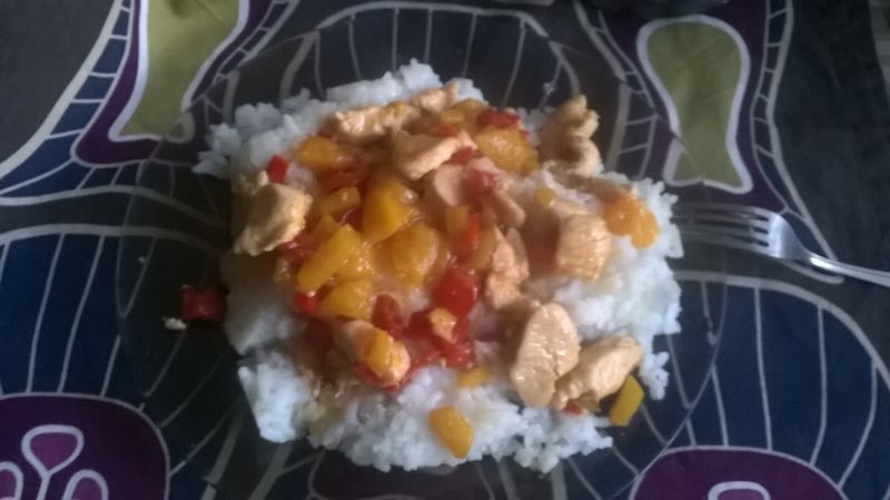 Słodko kwaśny kurczak z brzoskwinią