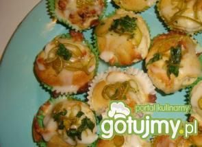 Słone babeczki z łososiem