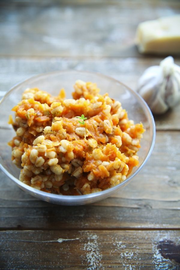 Smarowidełko z dyni i pęczaku z parmezanem 