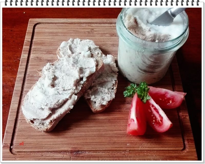 Smarowidło Eli ze świeżego boczku Smarowidło Eli ze świeżego boczku