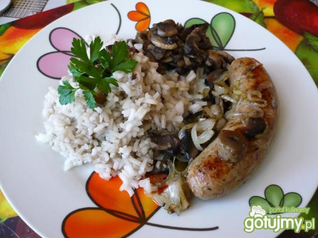 Smażona biała kiełbasa z ryżem
