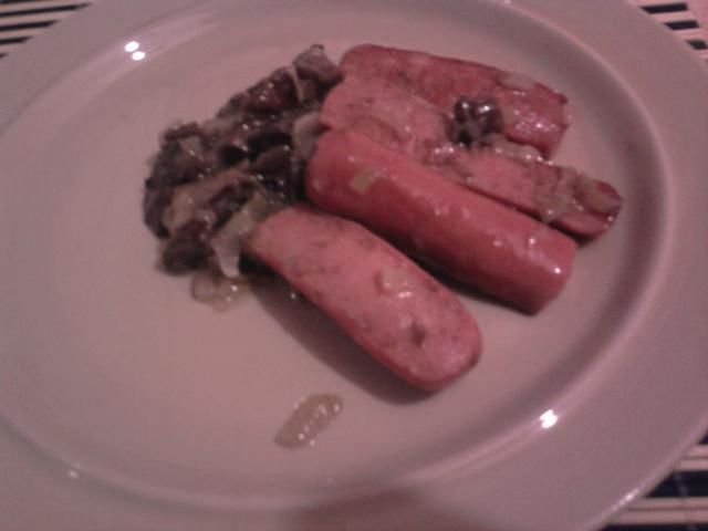 Smażona przekąska z parówek Smażona przekąska z parówek