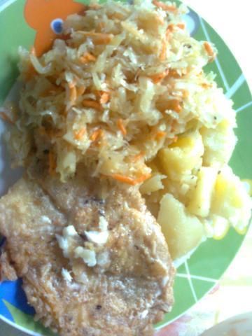 smażona ryba w panierce z mąki smażona ryba w panierce z mąki