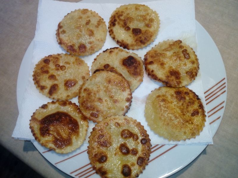 Smażone krążki makaronowe Smażone krążki makaronowe