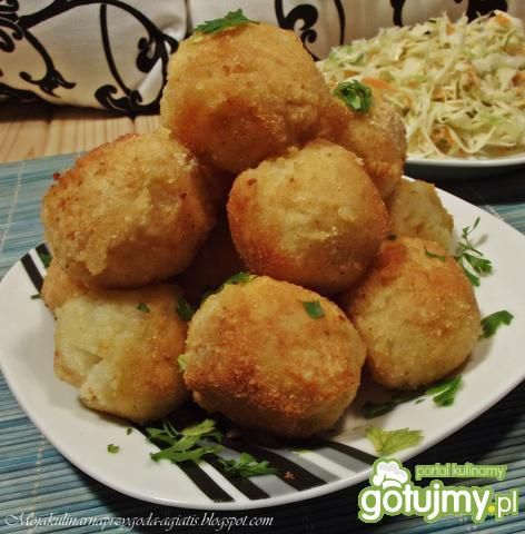 Smażone kulki puree z mozzarellą Smażone kulki puree z mozzarellą
