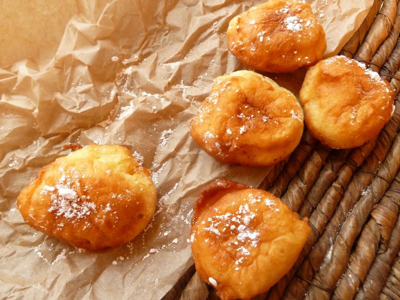 Smażone pączusie z serka homogenizowanego