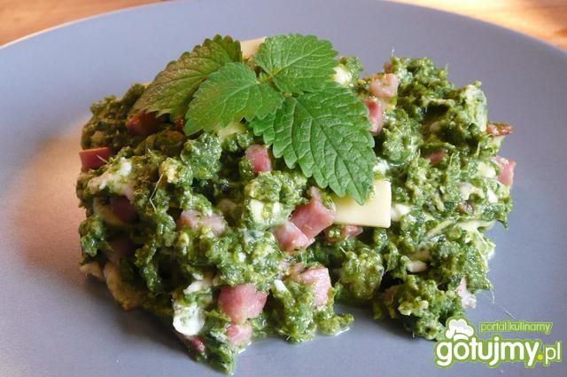 Smażony szpinak z boczkiem i serem Smażony szpinak z boczkiem i serem