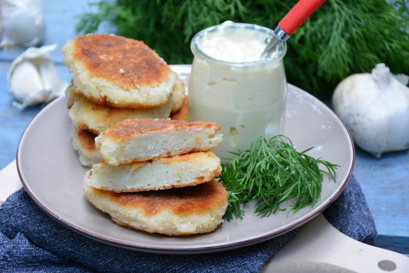 Śmietankowe kotlety z młodych ziemniaków  Śmietankowe kotlety z młodych ziemniaków