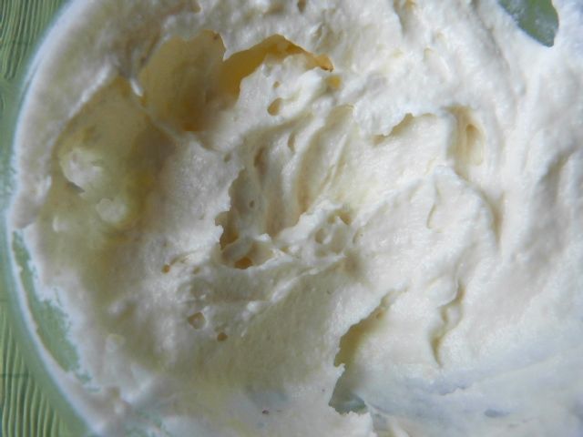 Śmietankowo-bananowy krem