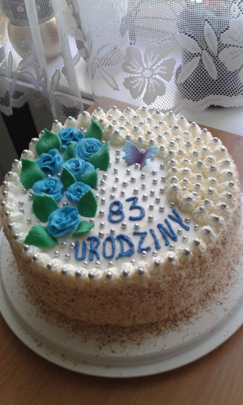 Śmietankowo - czekoladowy torcik na 83 urodziny Śmietankowo - czekoladowy torcik na 83 urodziny