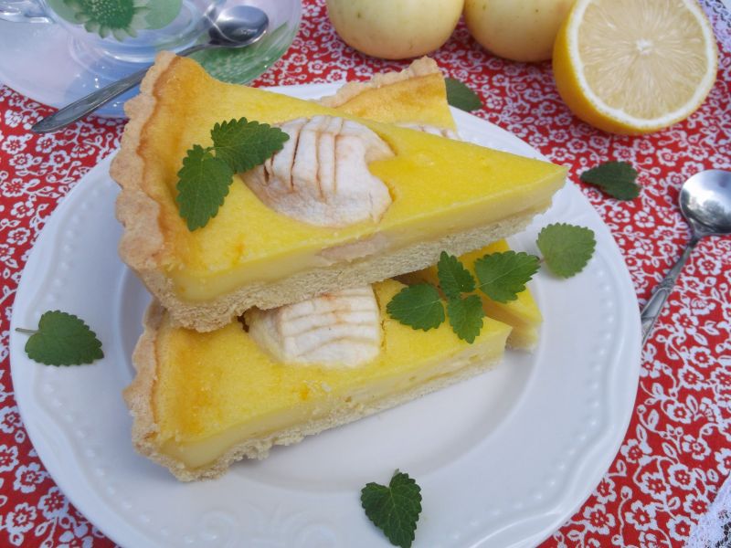 Śmietankowo - waniliowa tarta z jabłkami Śmietankowo - waniliowa tarta z jabłkami