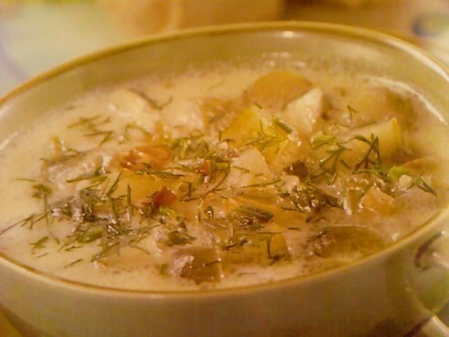 Śmietanowa zupa ogórkowa