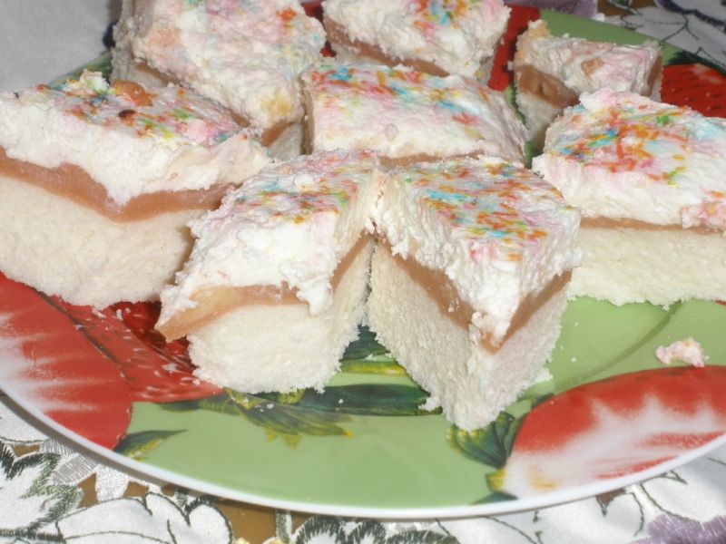 Śmietanowiec na biszkopcie Śmietanowiec na biszkopcie