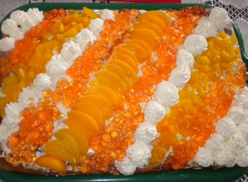 Śmietanowiec z brzoskwiniami Śmietanowiec z brzoskwiniami