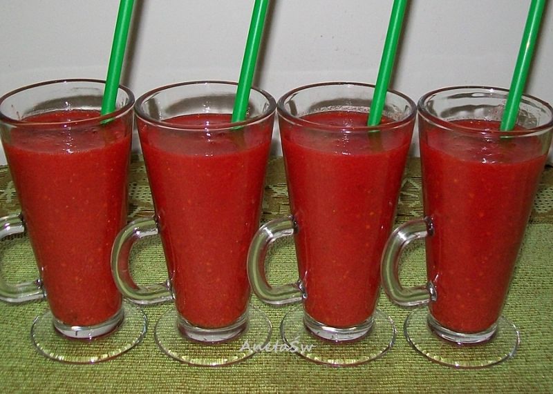 Smoothie porzeczkowo-truskawkowe Smoothie porzeczkowo-truskawkowe