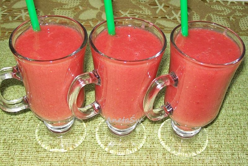Smoothie truskawkowo-bananowe