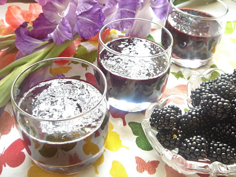 Smoothie z owoców leśnych Smoothie z owoców leśnych