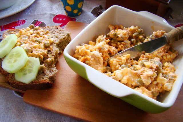 Śniadaniowa pasta tuńczykowa z groszkiem zielonym Śniadaniowa pasta tuńczykowa z groszkiem zielonym
