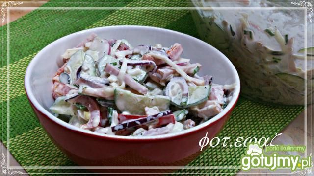 Śniadaniowa sałatka