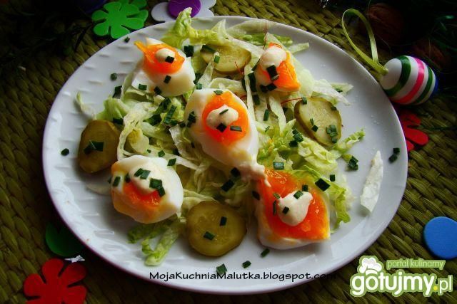 Śniadaniowa sałatka z jajkiem na miękko Śniadaniowa sałatka z jajkiem na miękko