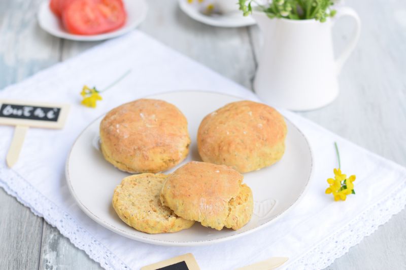 Śniadaniowe aromatyczne bułeczki Śniadaniowe aromatyczne bułeczki