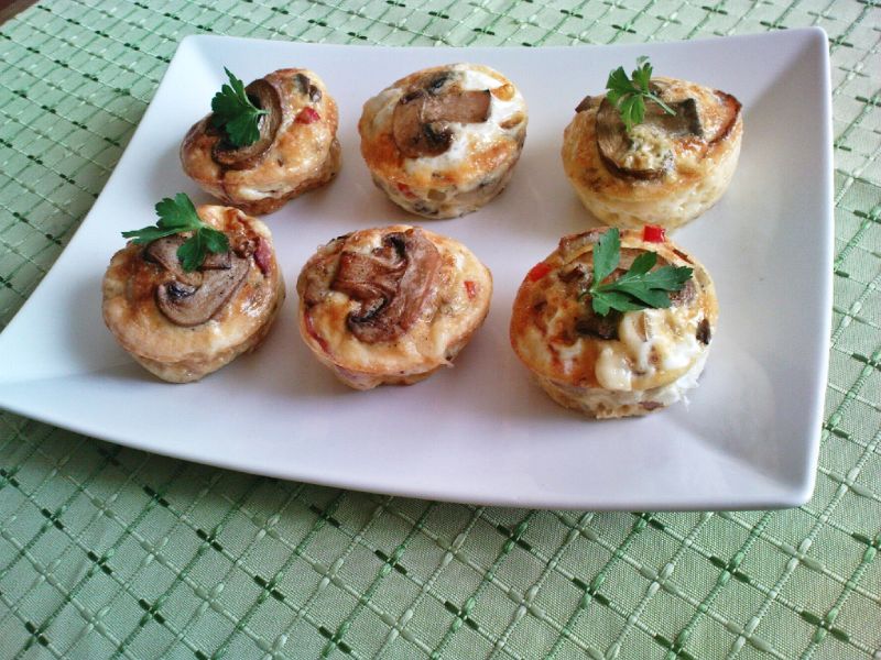 Śniadaniowe muffiny jajeczne