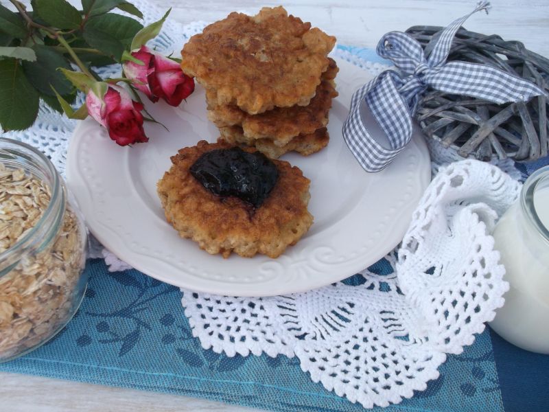 Śniadaniowe placuszki z płatków owsianych Śniadaniowe placuszki z płatków owsianych