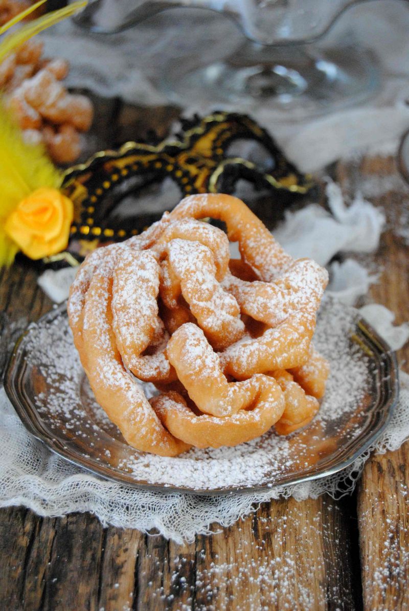 Śniegowe kule na karnawał 