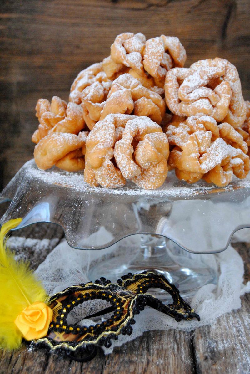 Śniegowe kule na karnawał 