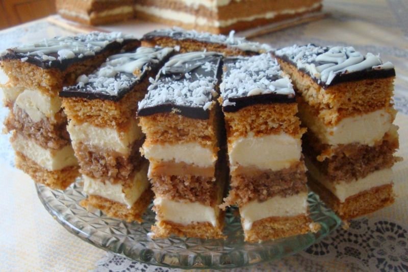 „Snikers”- ciasto „Snikers”- ciasto