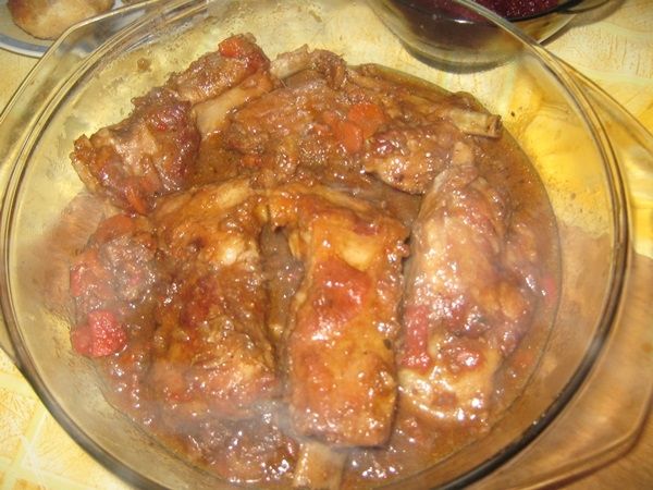 Soczyste duszone żeberka